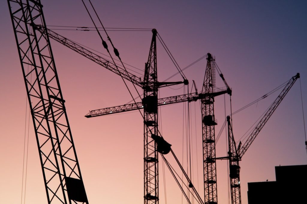 several-tower-cranes-c9p30e94ouu